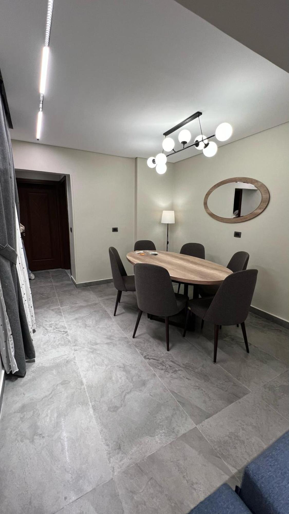 Luxury Apartment El Mohandessen Cairo Ngoại thất bức ảnh
